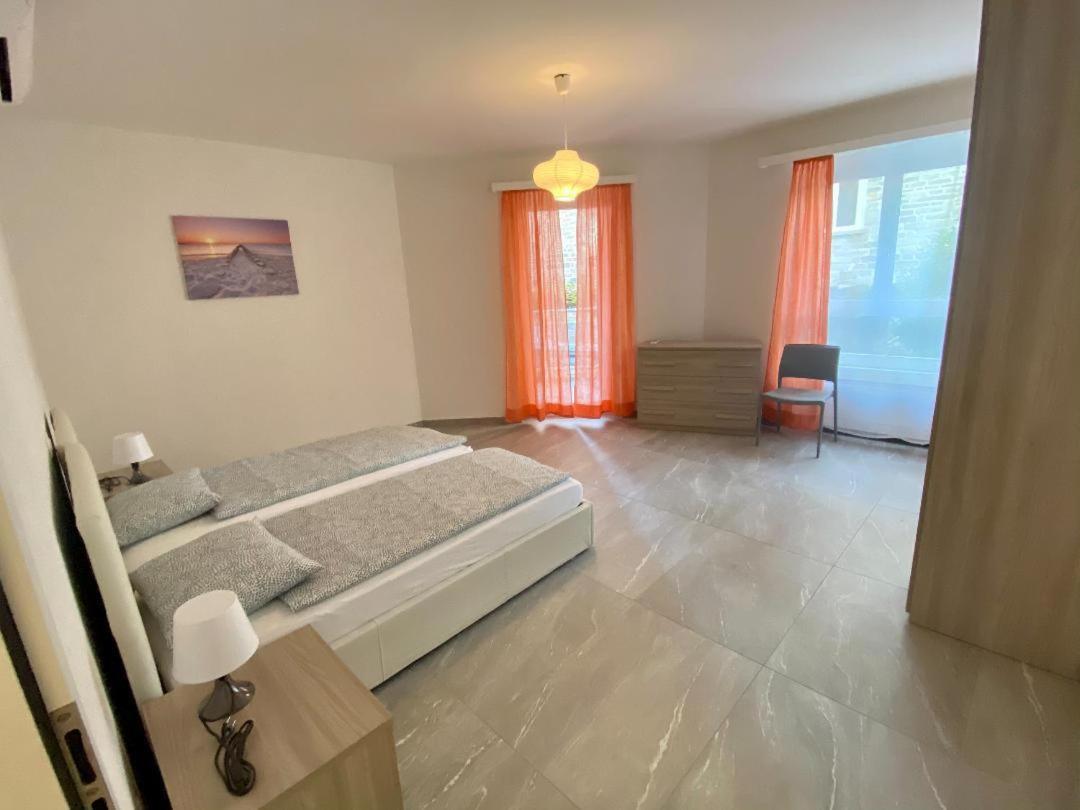 Appartamento Lungolago Locarno Exterior photo